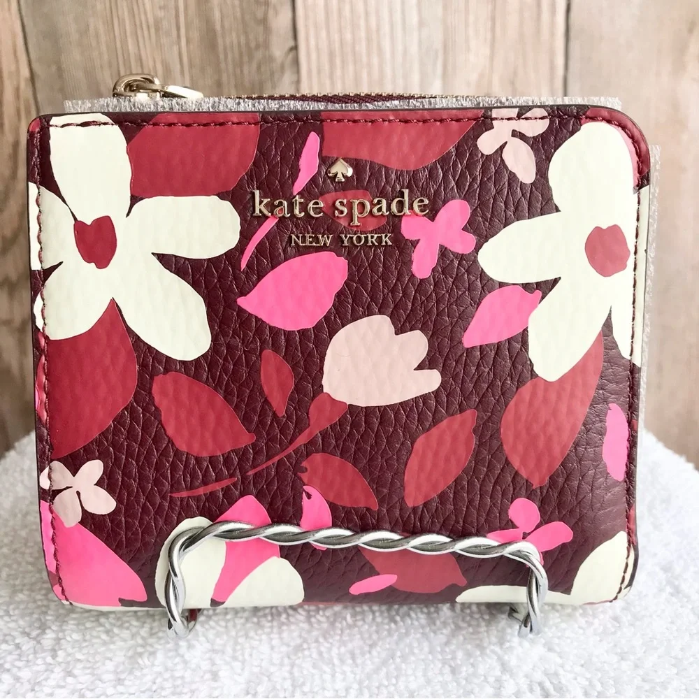 🆕Kate Spade Jackson Wallet
